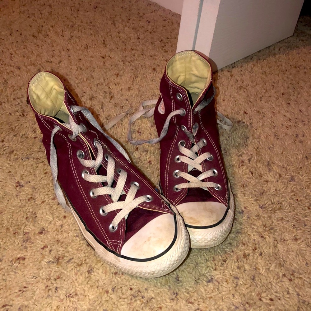 maroon high top converse
